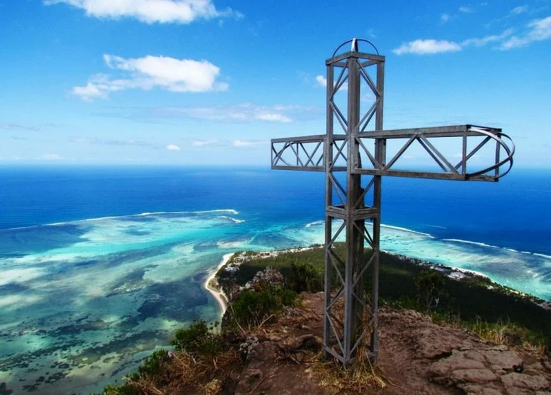 Le Morne Brabant Hike